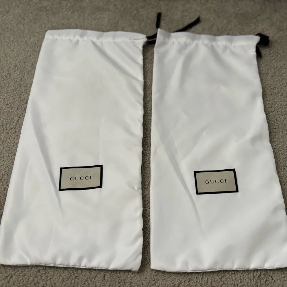 Men’s Gucci Original GG Miro Soft Canvas Sneaker - Picture 3 of 11